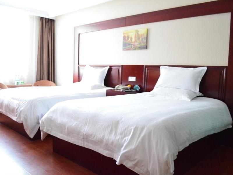 Greentree Inn Yunnan Kunming Chenggong University City Shilin Street Express Hotel Buitenkant foto