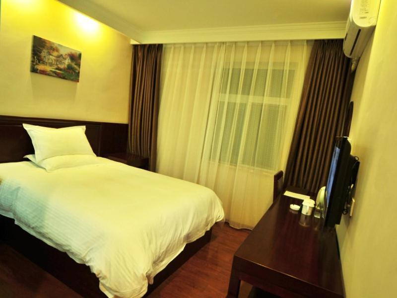 Greentree Inn Yunnan Kunming Chenggong University City Shilin Street Express Hotel Buitenkant foto