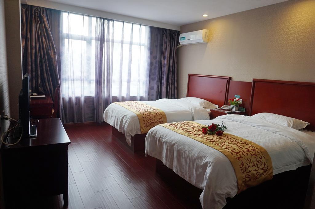 Greentree Inn Yunnan Kunming Chenggong University City Shilin Street Express Hotel Buitenkant foto