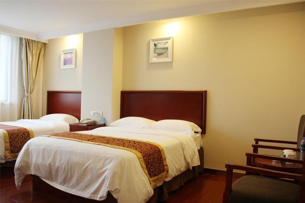 Greentree Inn Yunnan Kunming Chenggong University City Shilin Street Express Hotel Buitenkant foto